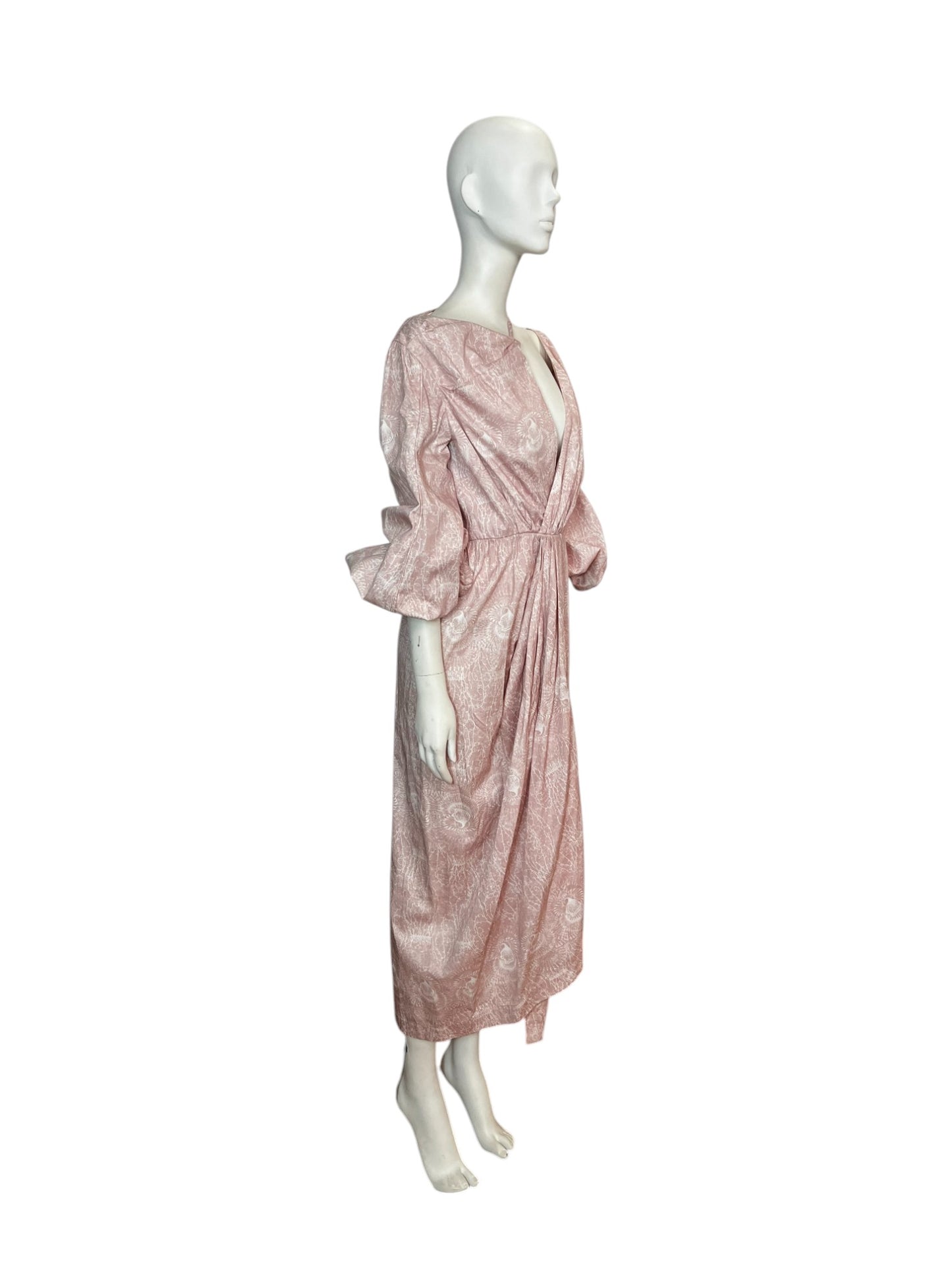 vestido midi mangas rosado