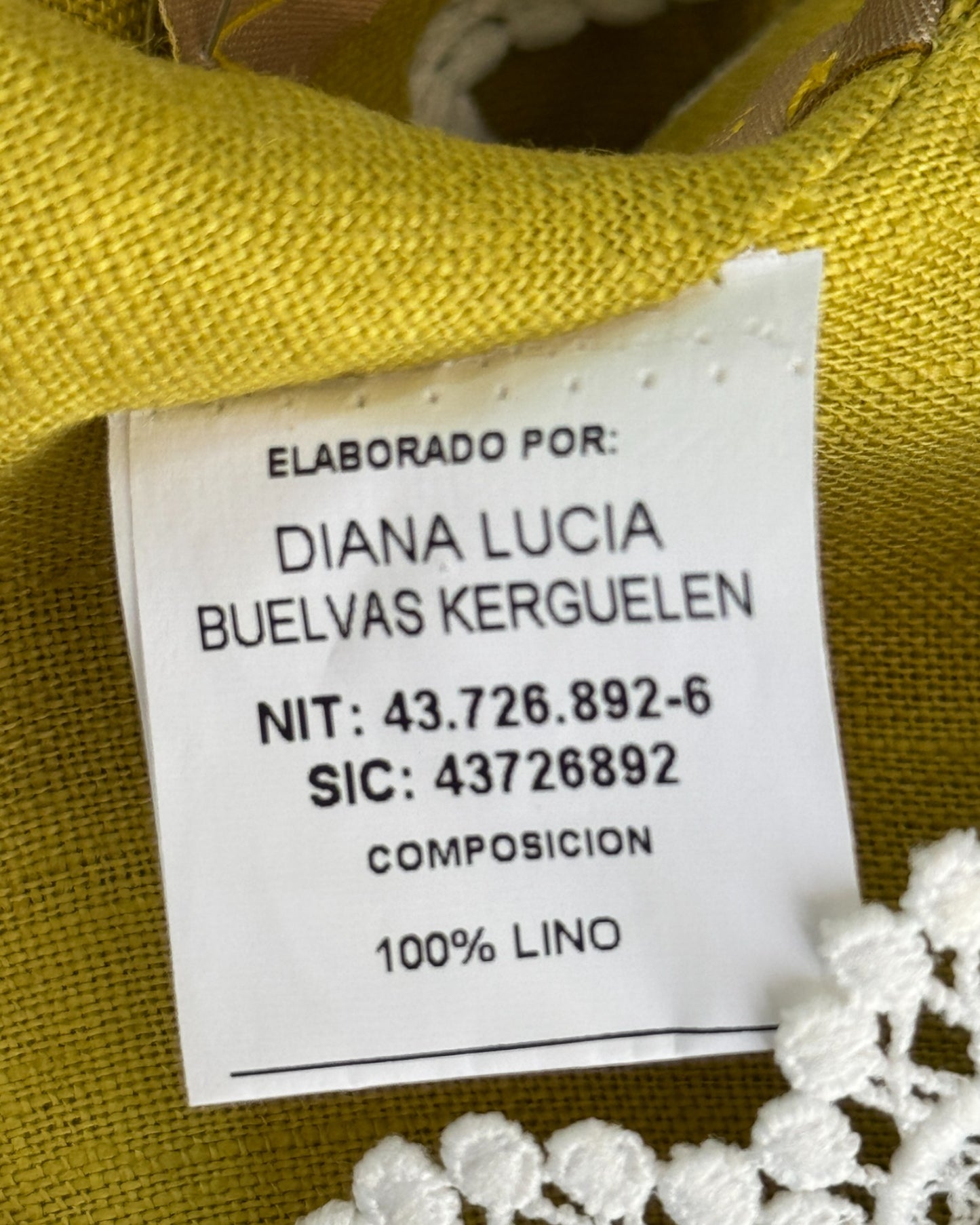 Top amarillo