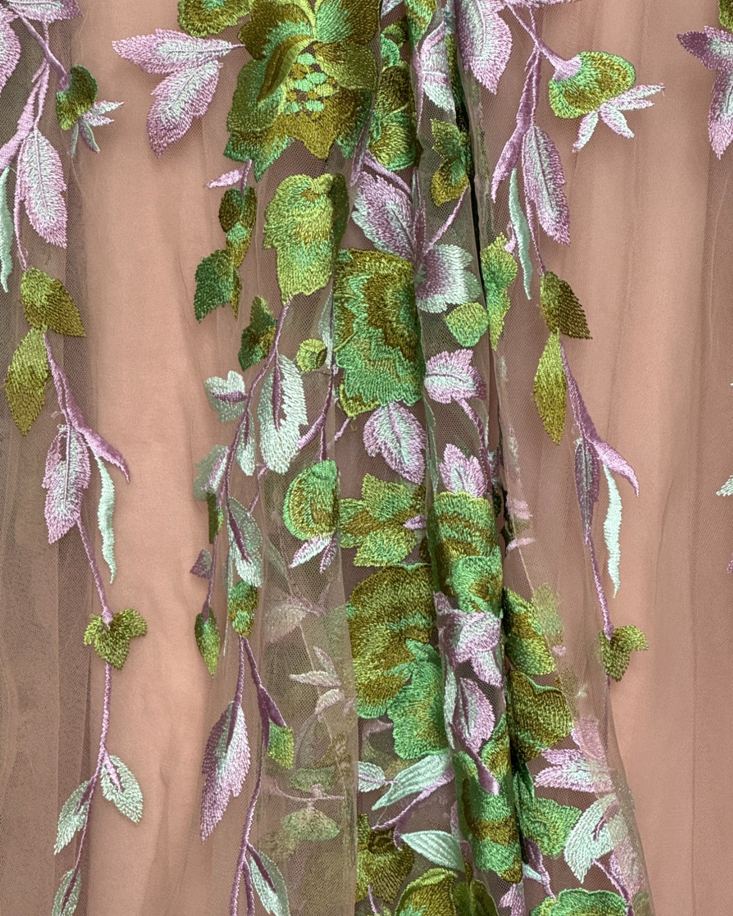 Vestido jardin bordado