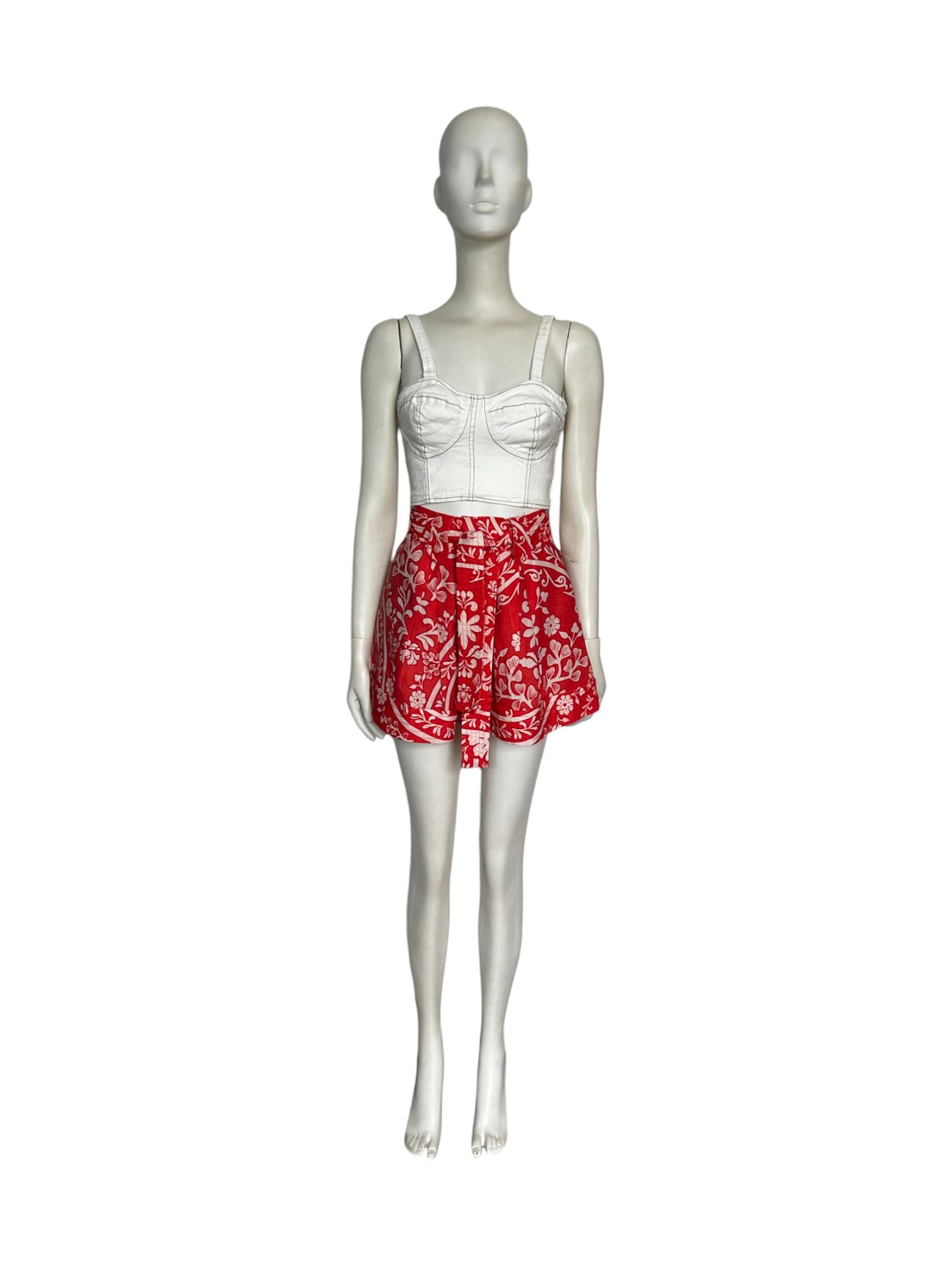 Short en lino con amarre