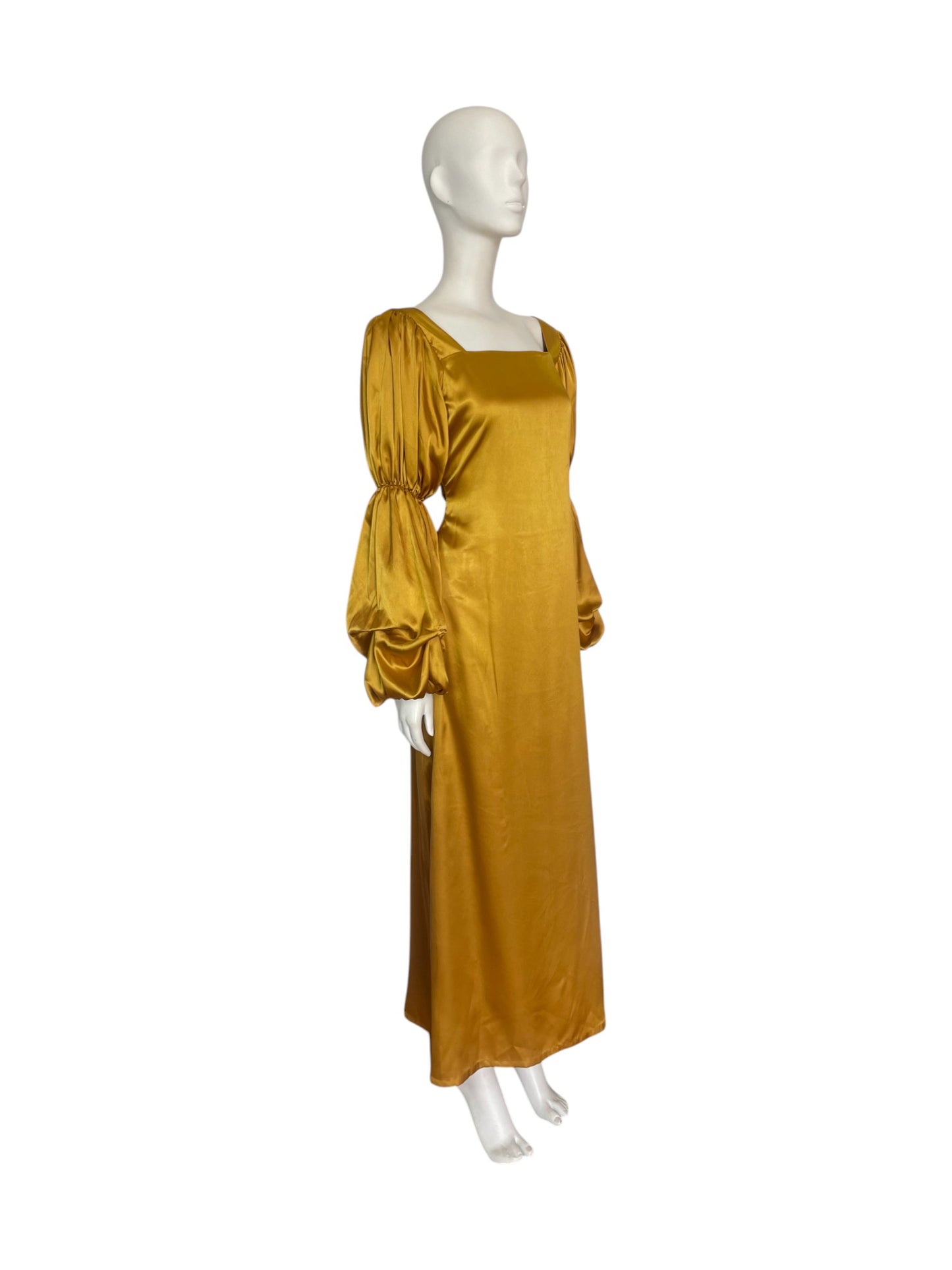 Arse gold dress
