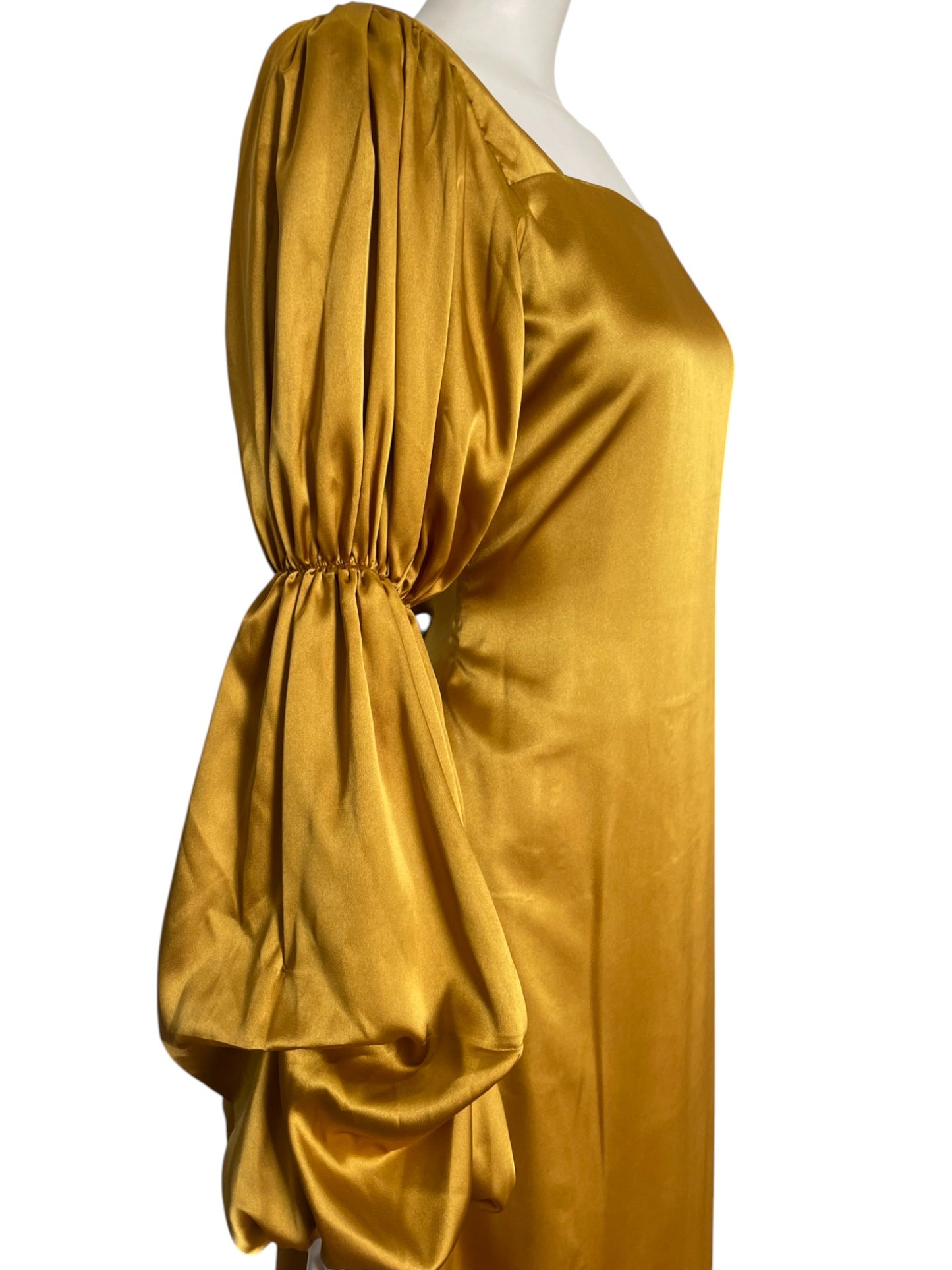 Arse gold dress
