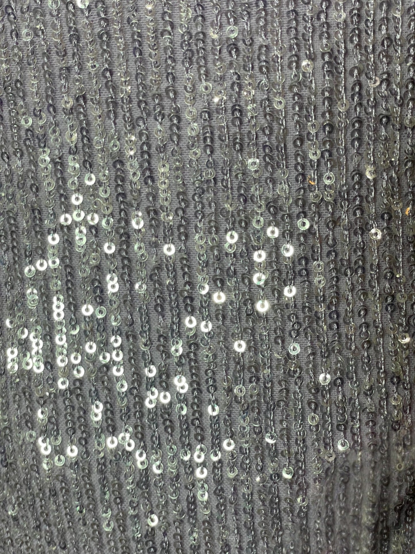Vestido de fiesta lila con lentejuelas