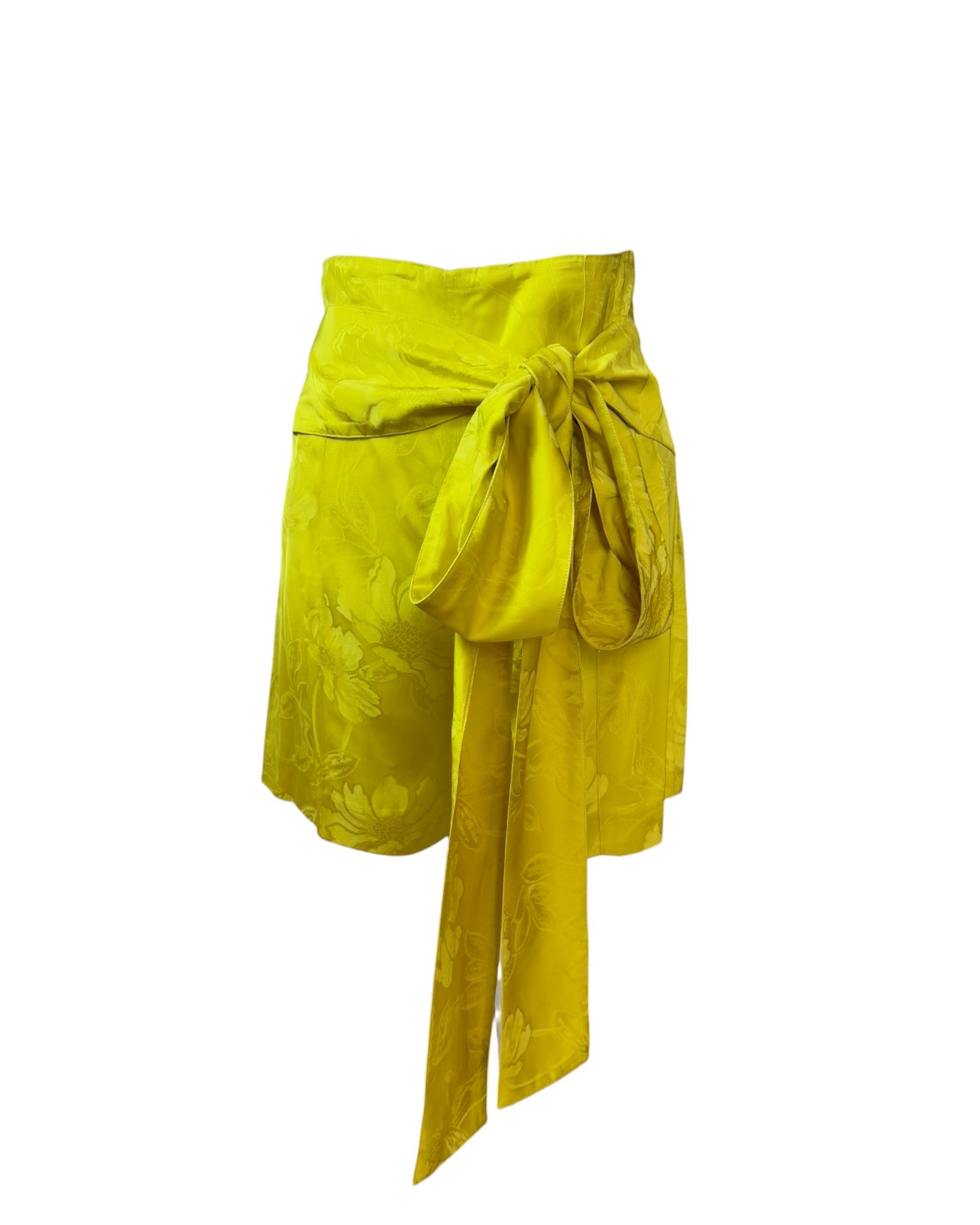 Short Amarillo Satinado