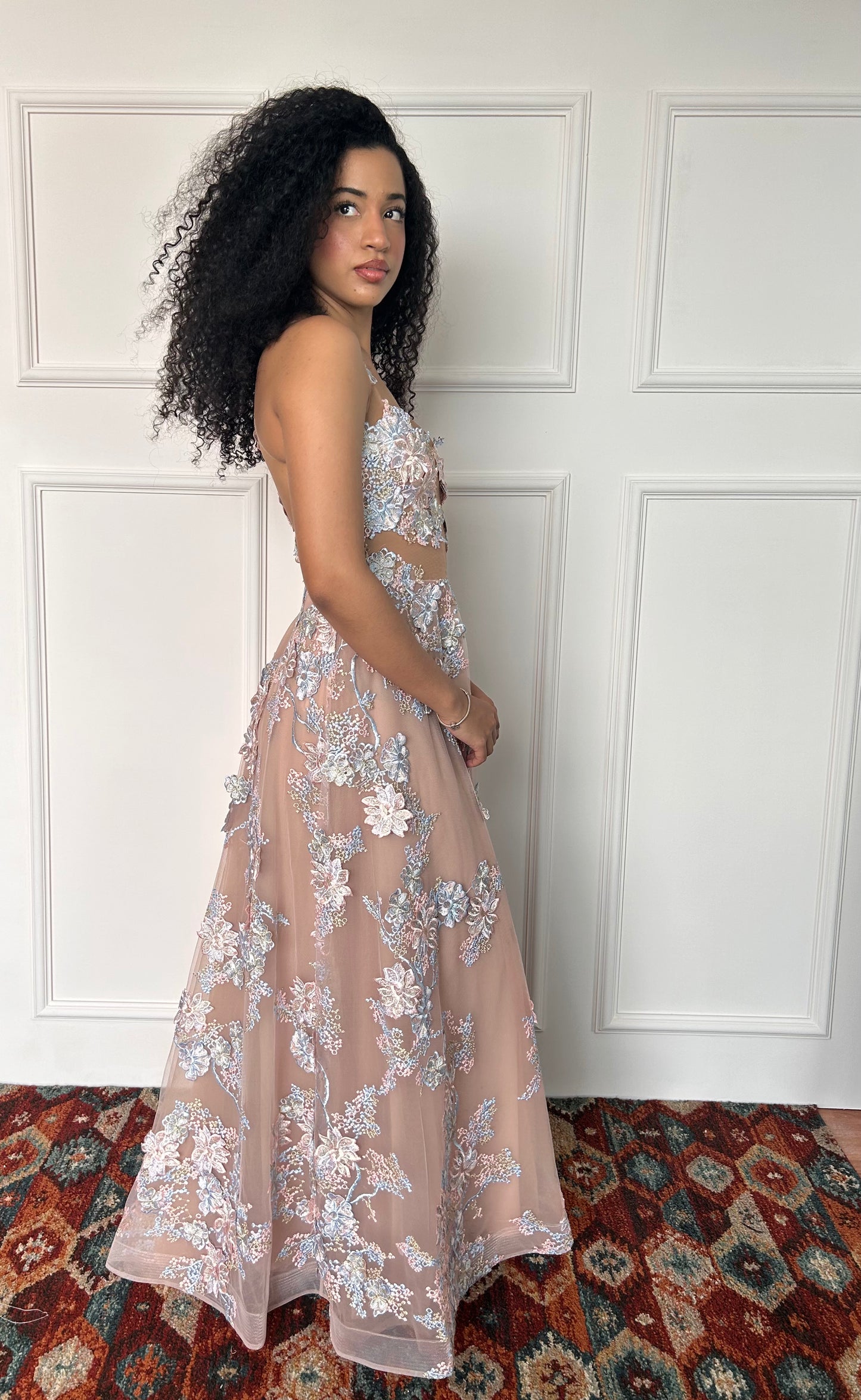 Vestido de fiesta apliques florales