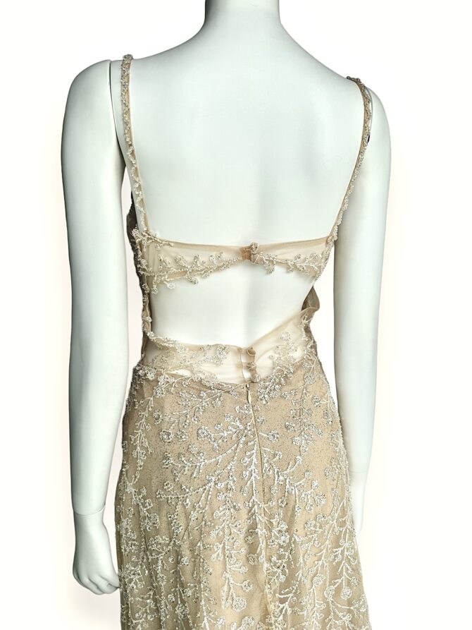 Vestido de fiesta recamado