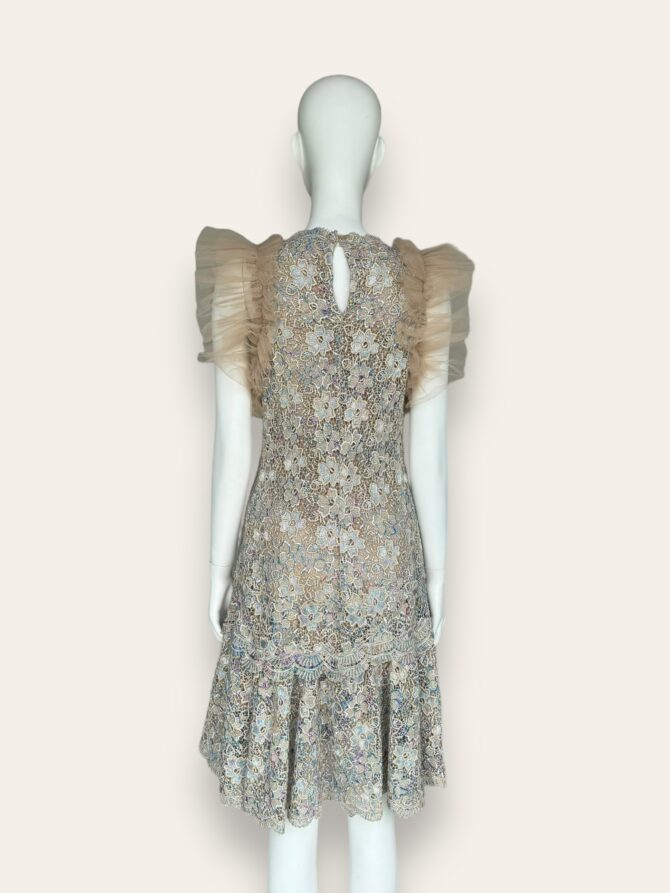 Vestido midi mangas de tul