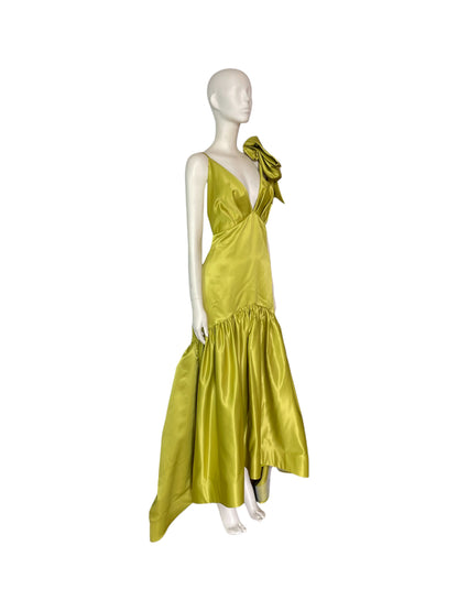vestido maxi verde con lazo