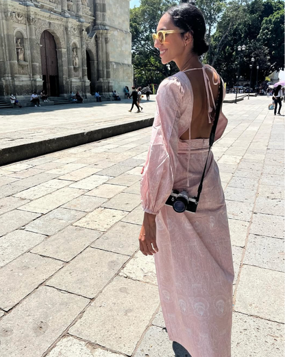 vestido midi mangas rosado