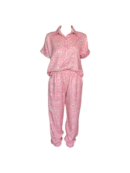 Set Rosa figuras pantalon y camisa de mangas