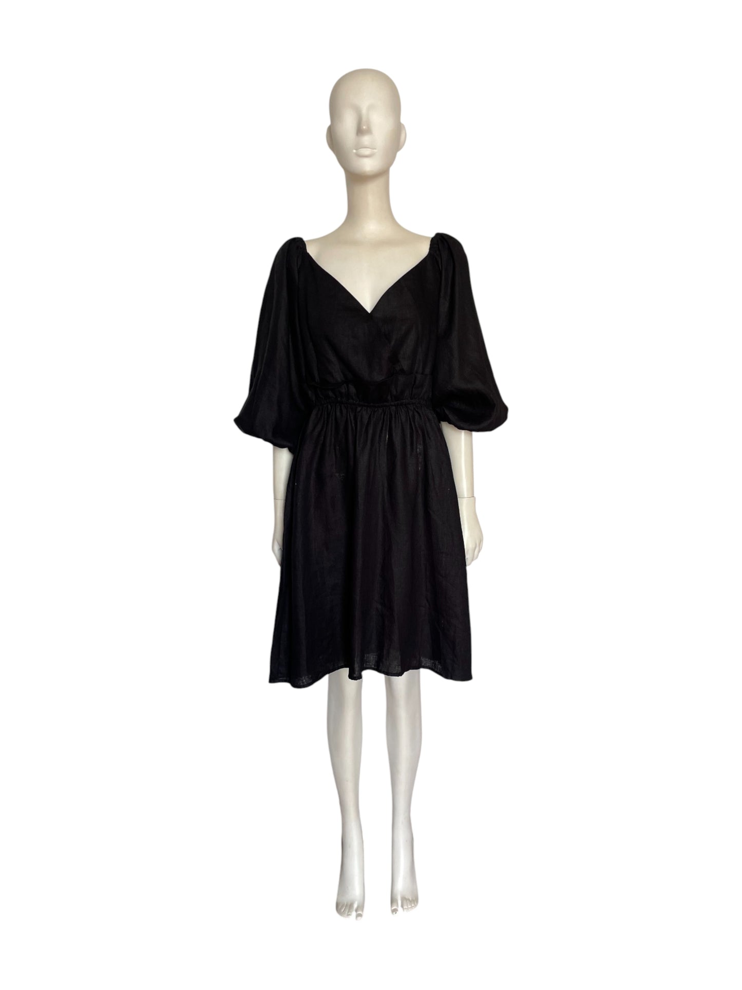 Vestido de lino negro