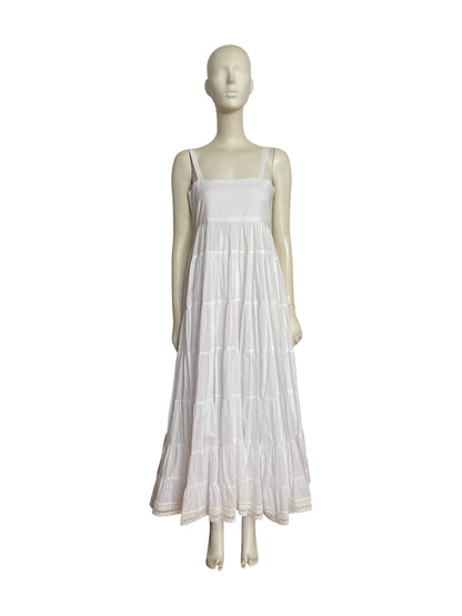 Maxi vestido blanco con encaje