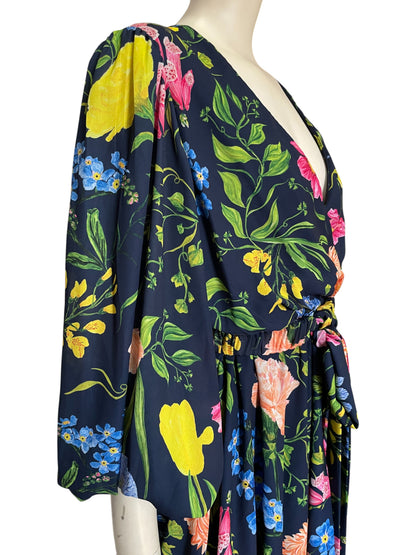 Vestido floral con mangas