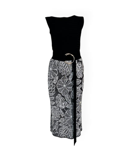 Ribbed top, falda y cinturon