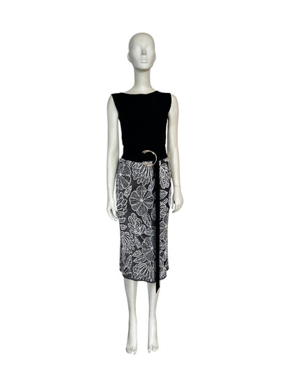 Ribbed top, falda y cinturon