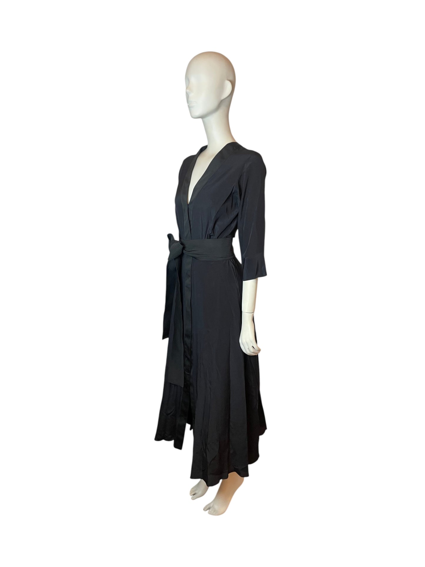 vestido en seda negro