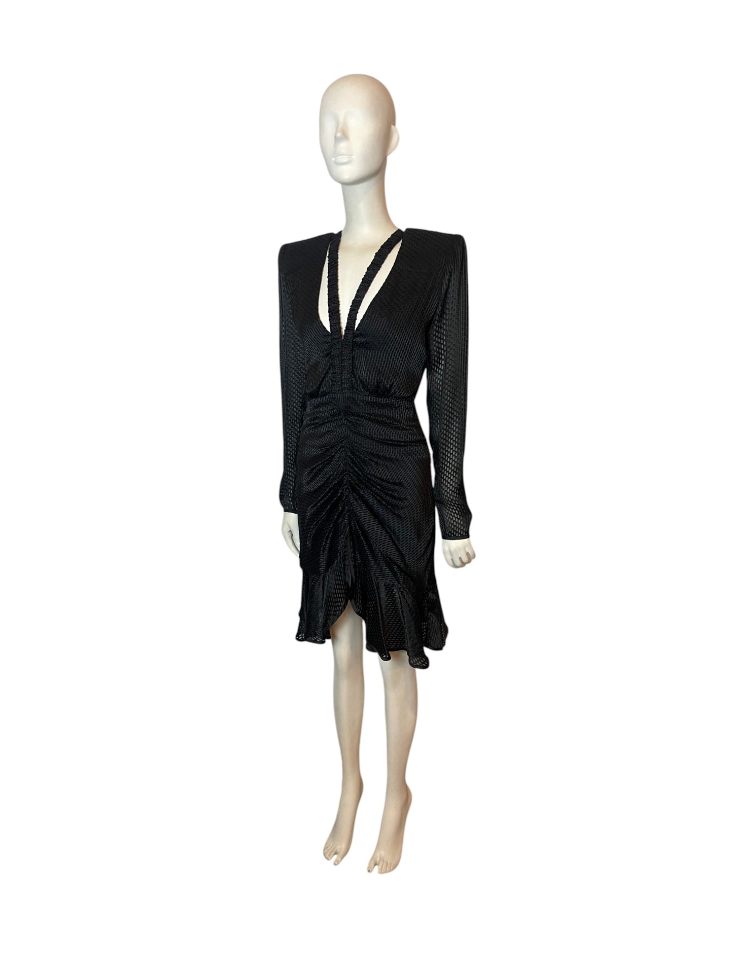 Vestido negro con mangas
