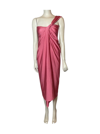 Vestido medio hombro rosado
