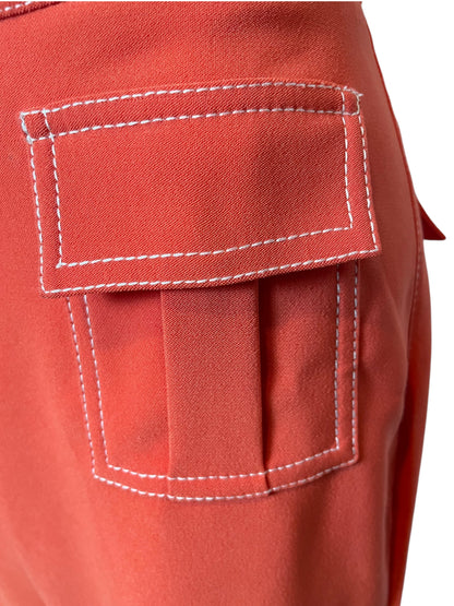 Color orange pant