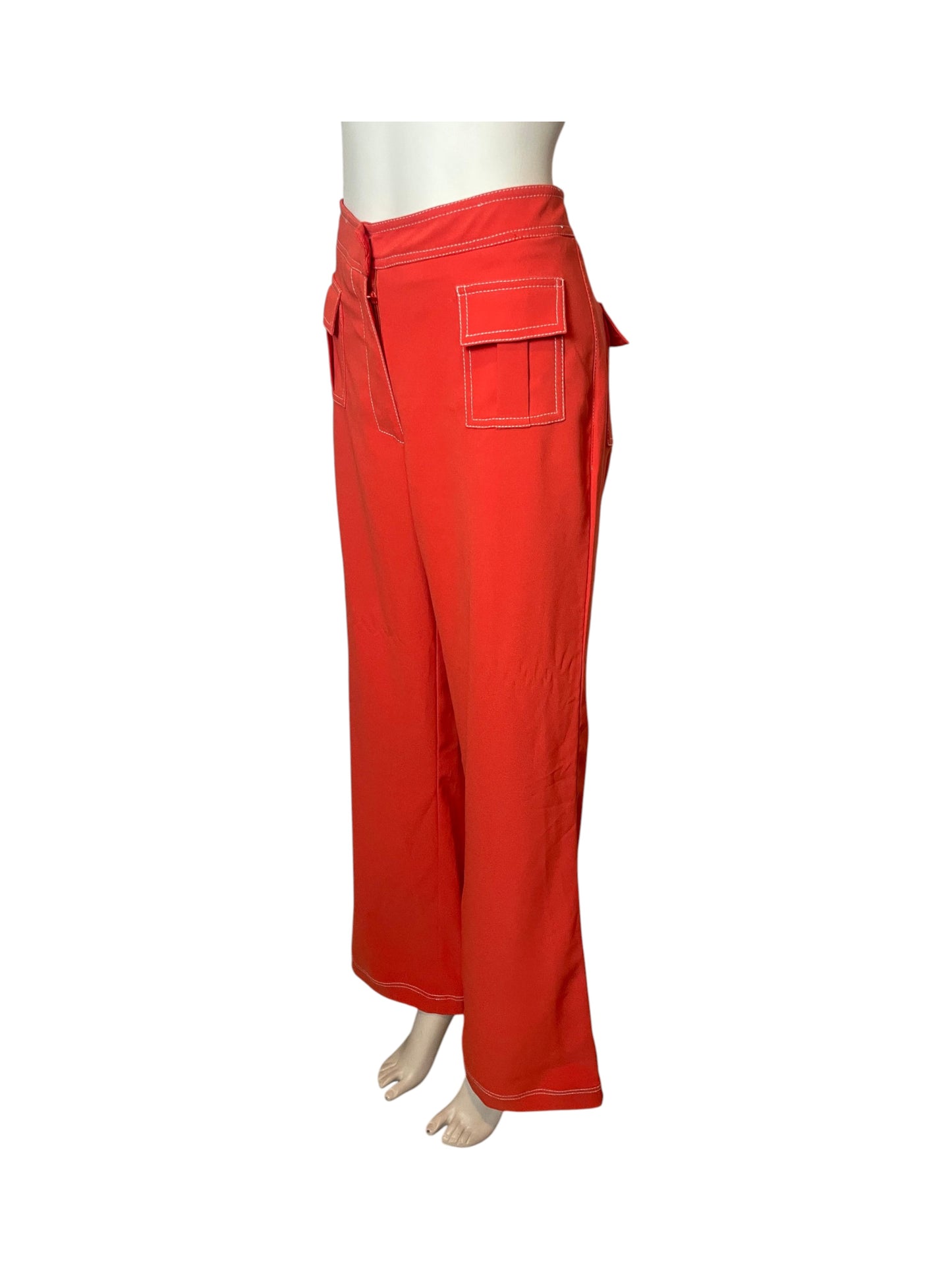 Color orange pant