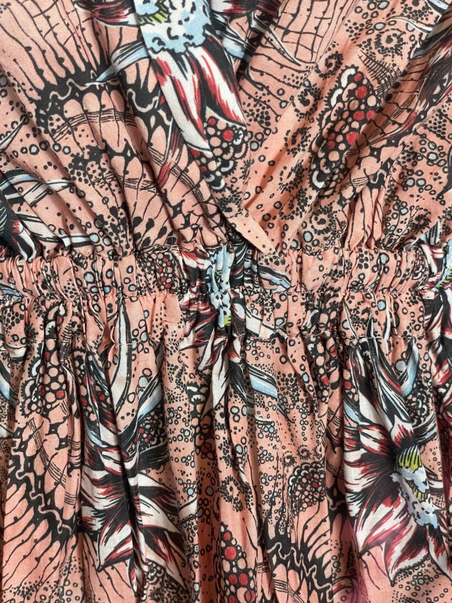 vestido midi escote en V