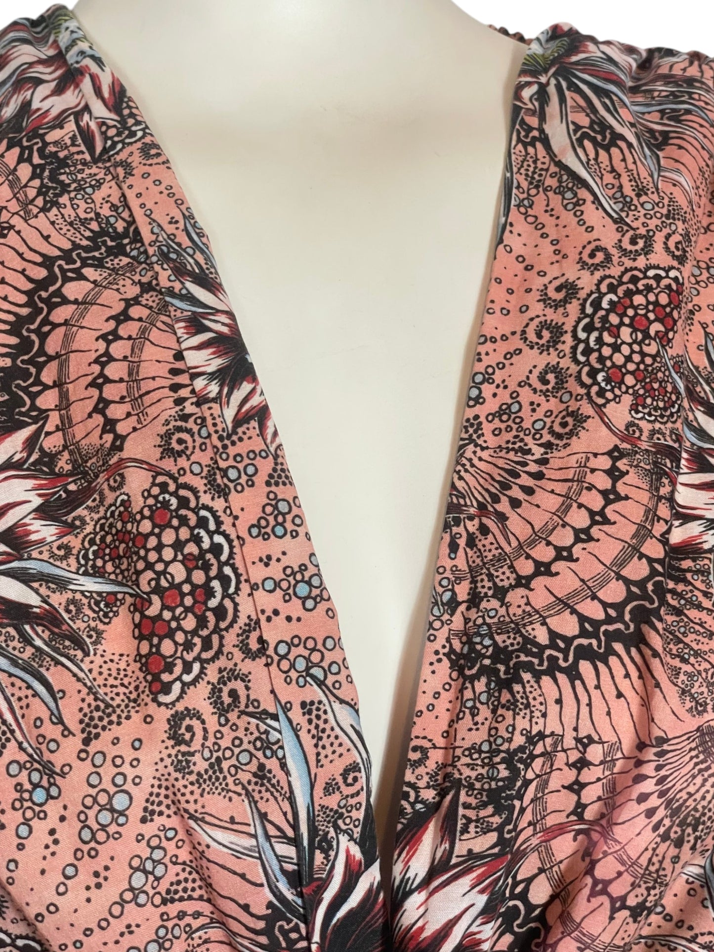 vestido midi escote en V