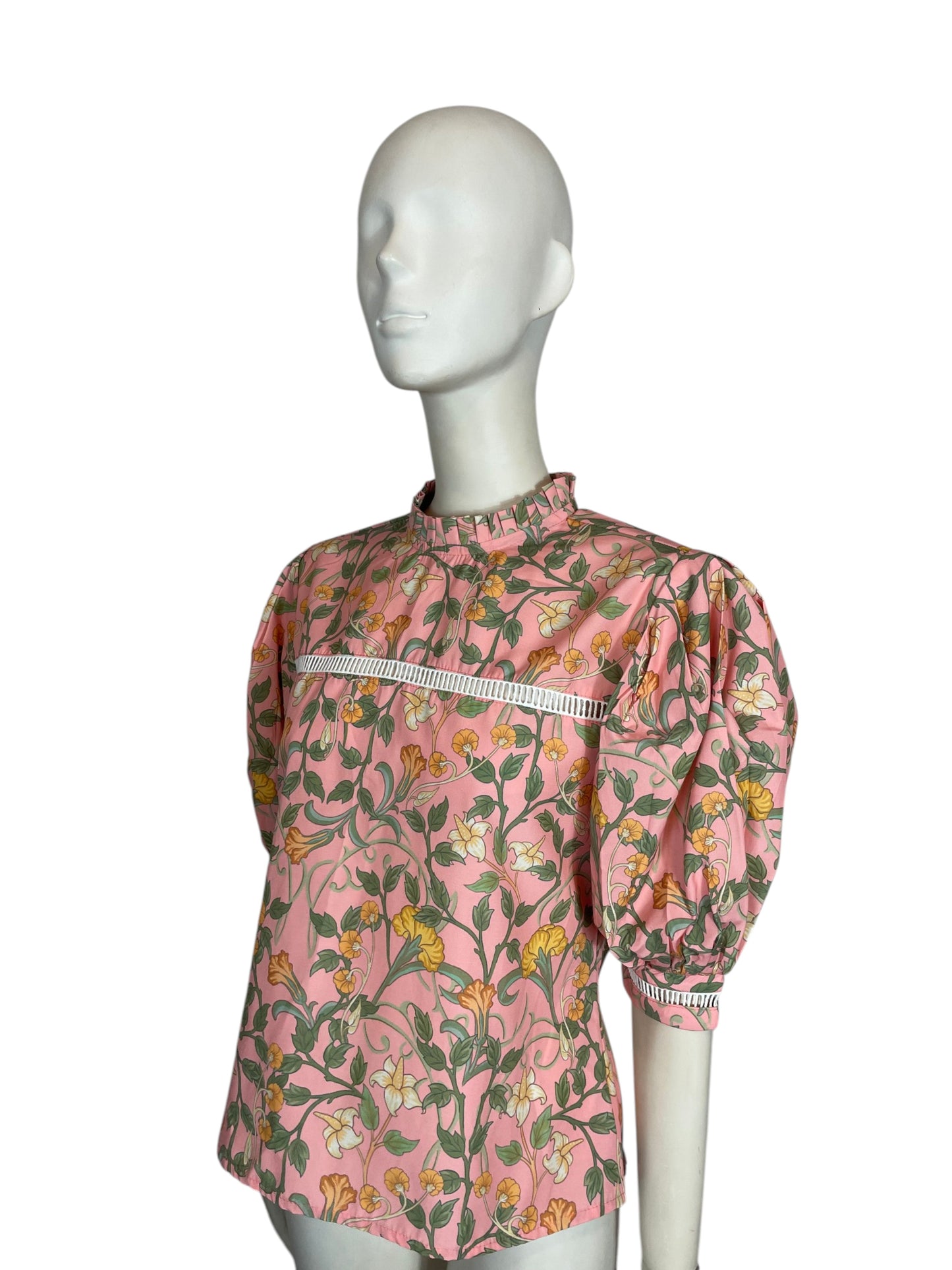 Blusa flores amarillas