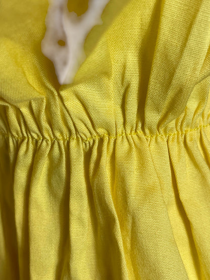 Top amarillo