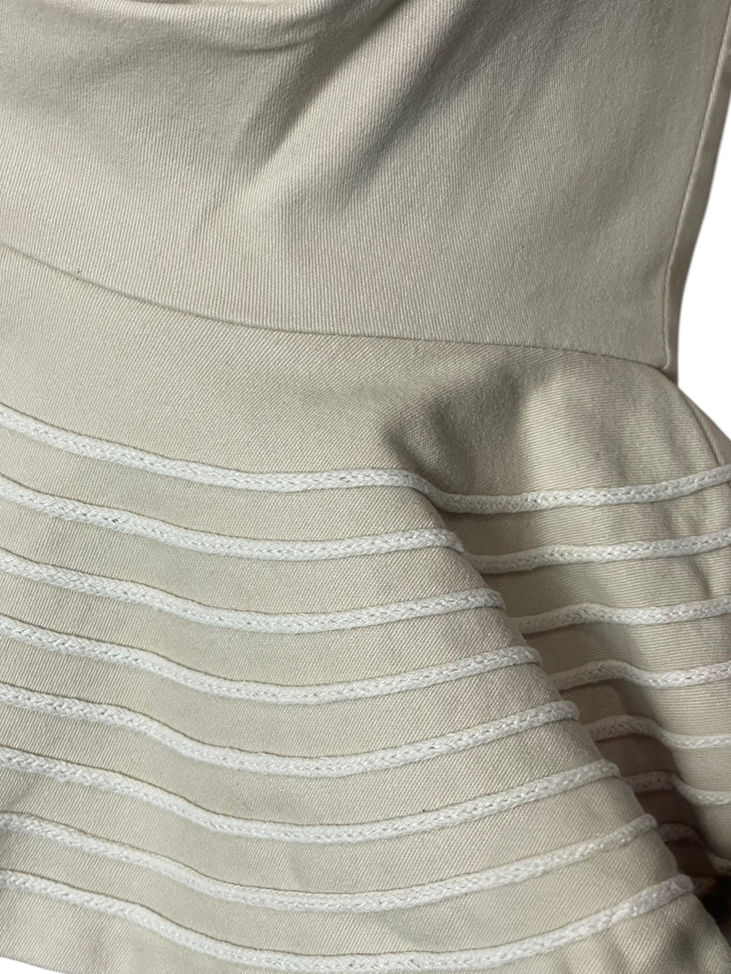 Top lineas beige