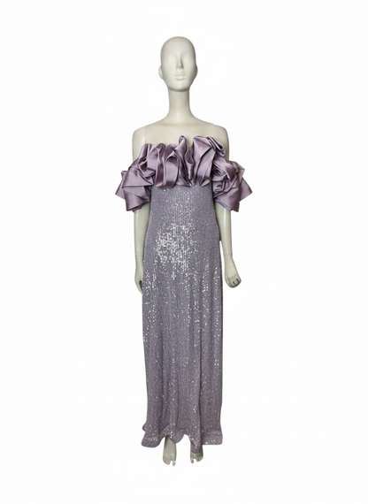 Vestido de fiesta lila con lentejuelas
