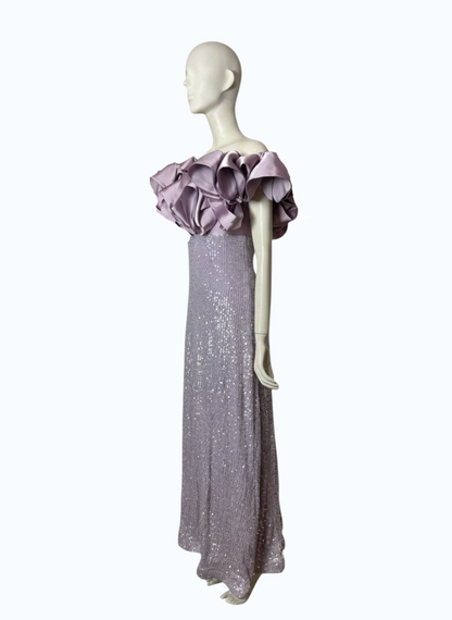 Vestido de fiesta lila con lentejuelas