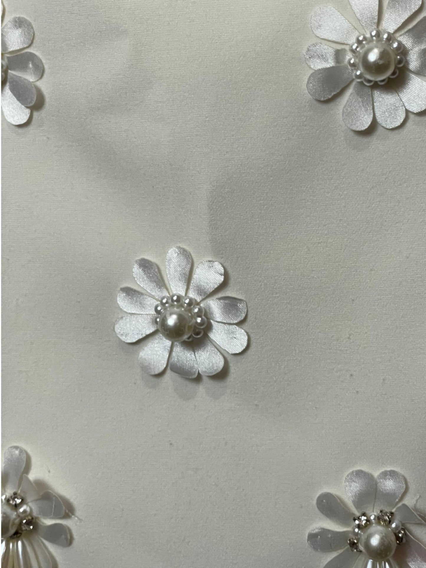 Set flores y perlas