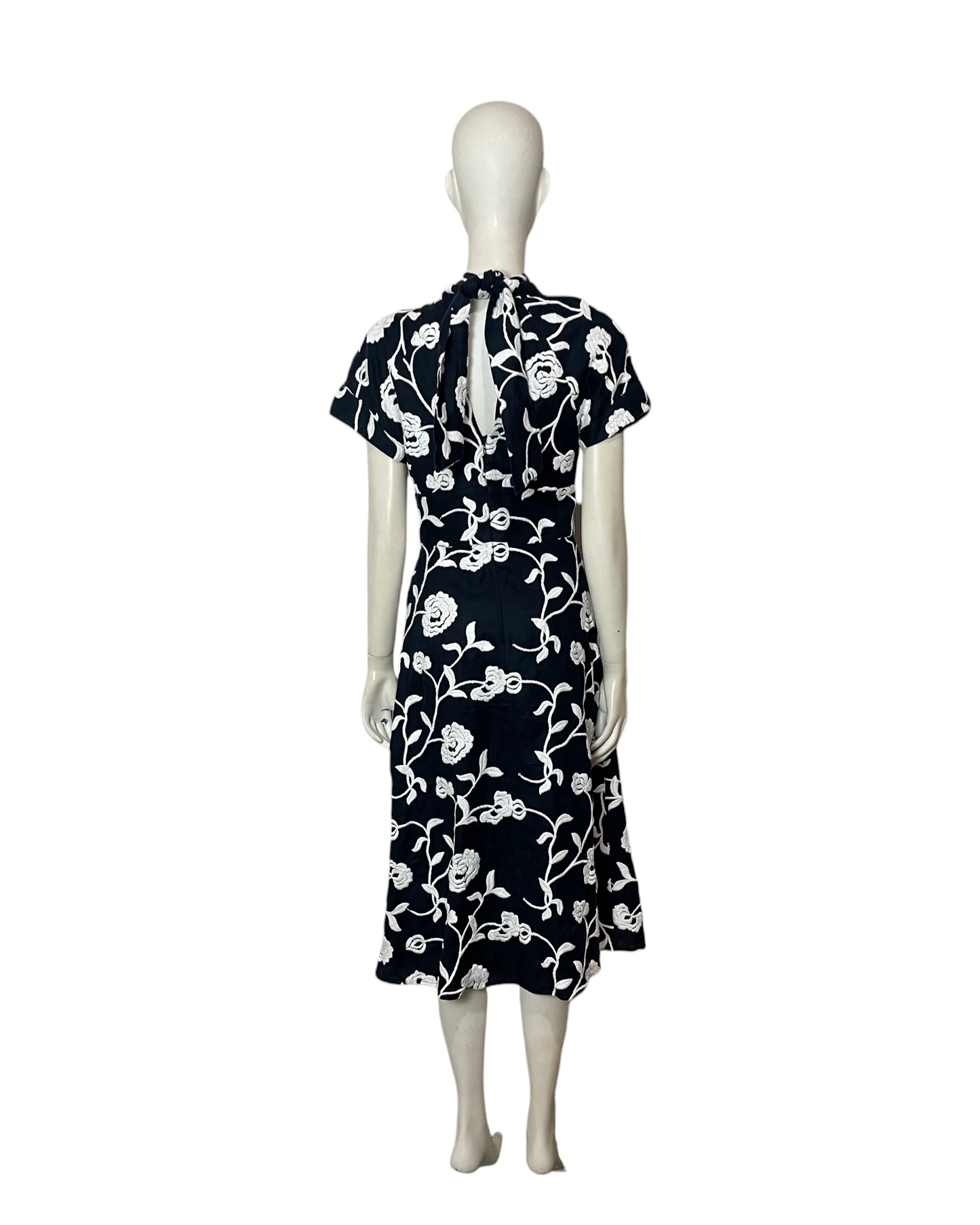 Lea embroidered midi dress