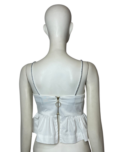 Top blanco con piedras