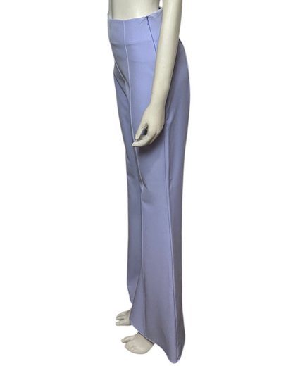 Pantalón lila bota amplia