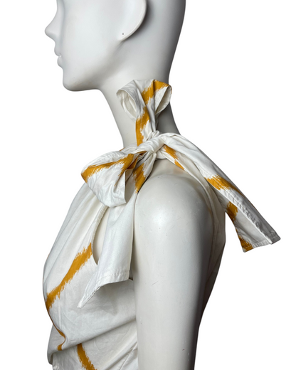 Blusa medio hombro amarillo y beige