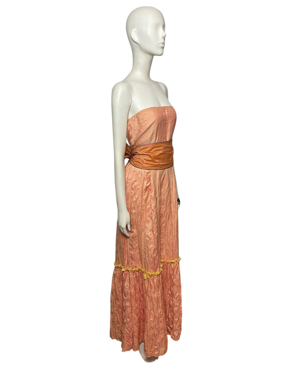 Vestido maxi naranja con fajón