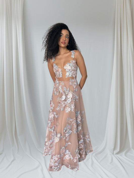 Vestido de fiesta apliques florales