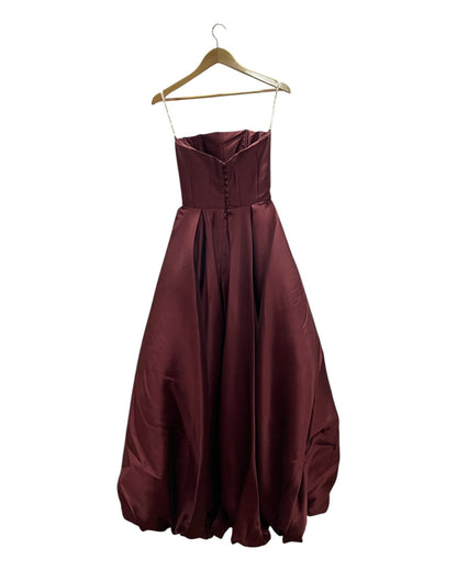 Vestido de fiesta vinotinto