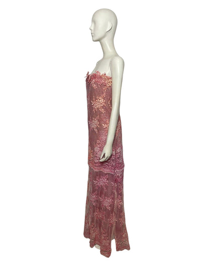 Vestido maxi apliques rosados