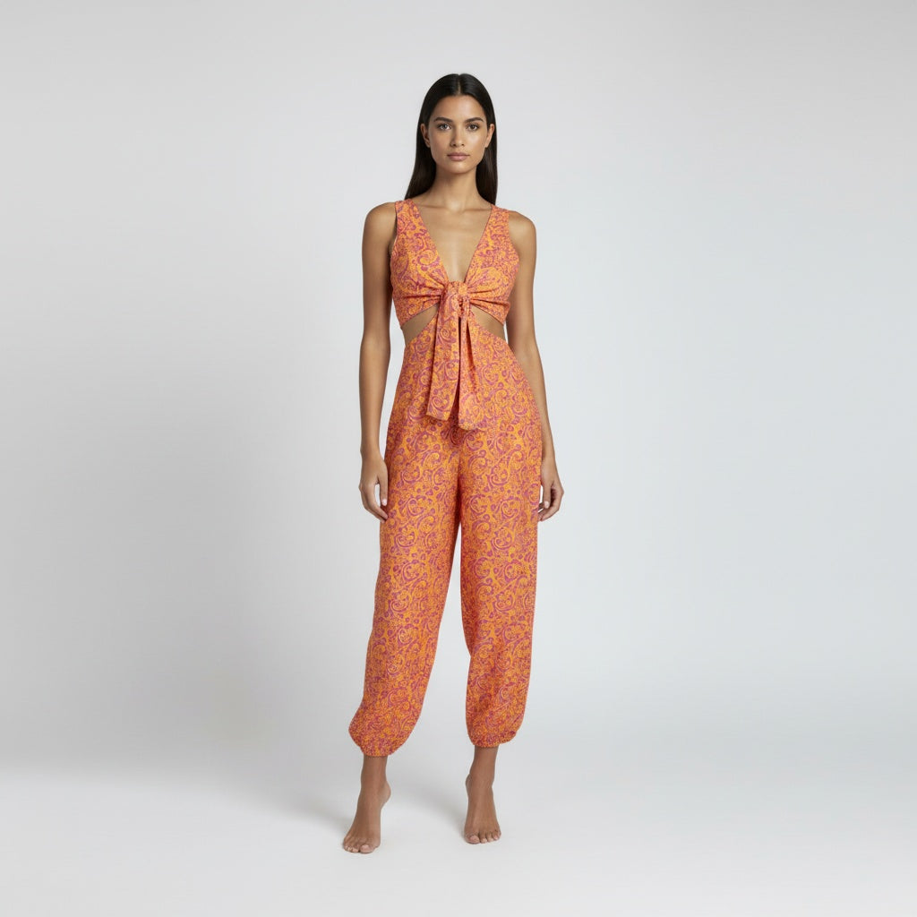 Jumpsuit naranja con flores fucsia