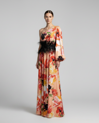 Maxi dress naranja con plumas