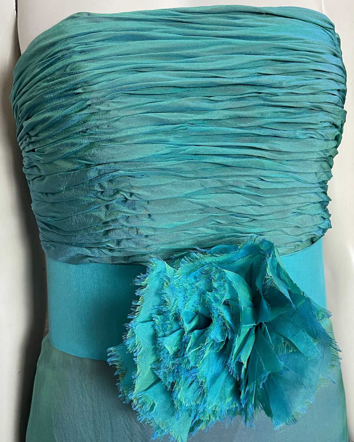 Vestido verde turquesa fajón