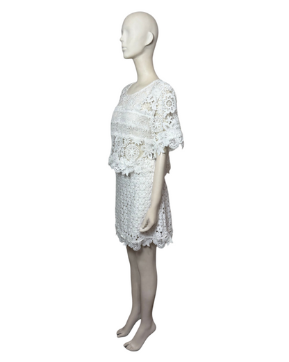 Set blanco top y falda
