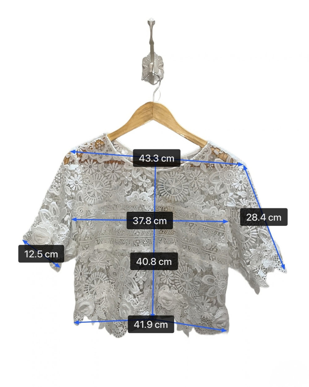 Set blanco top y falda
