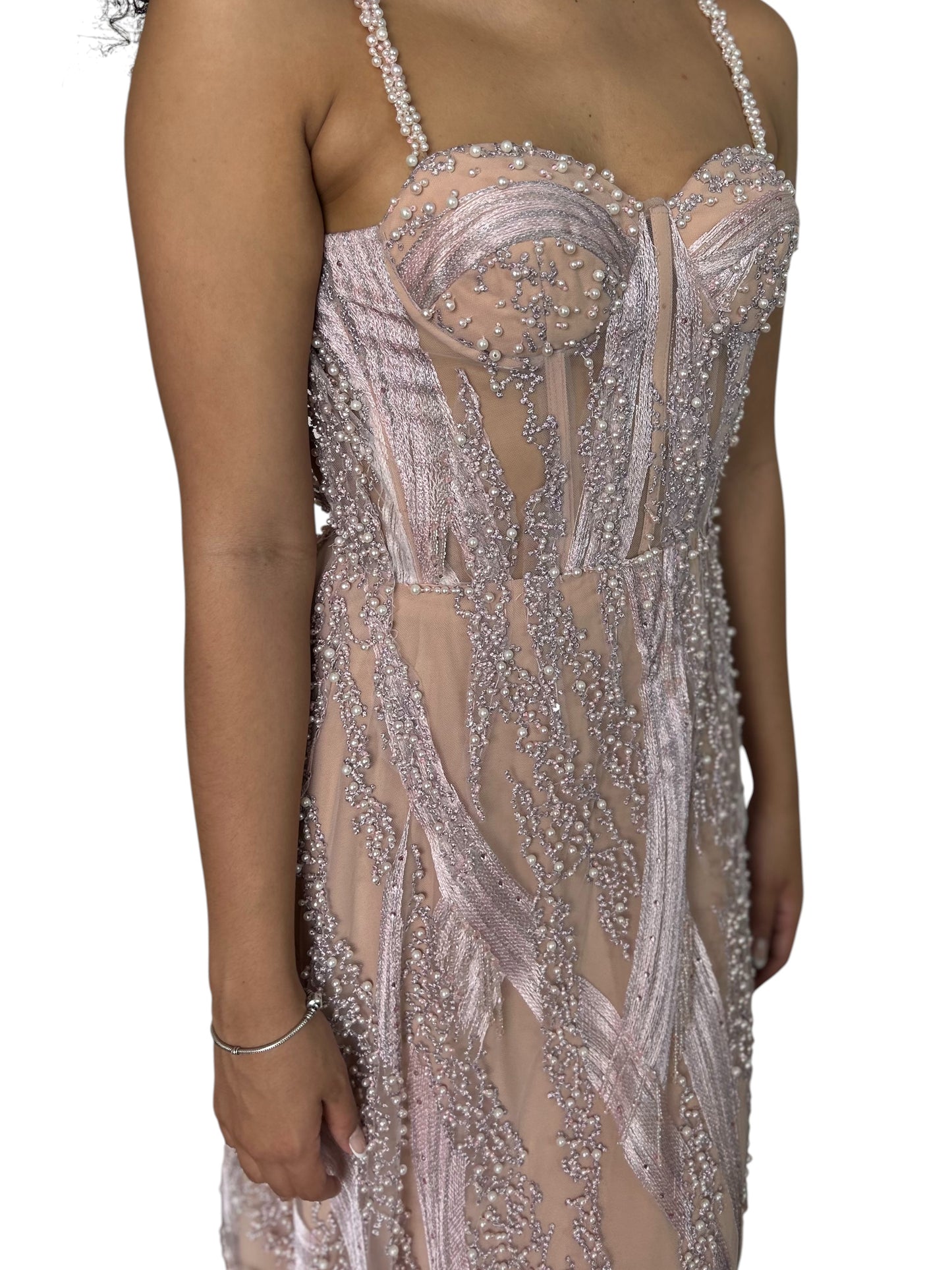 Vestido palo rosa recamado